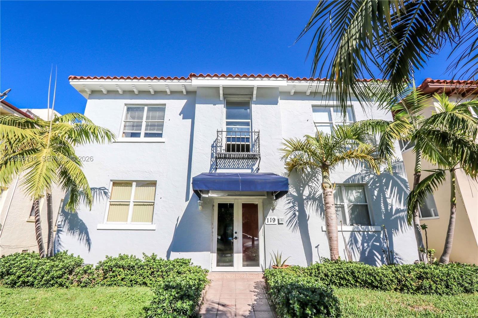 119 Menores Avenue 8A, Coral Gables, FL 33134 photo 5