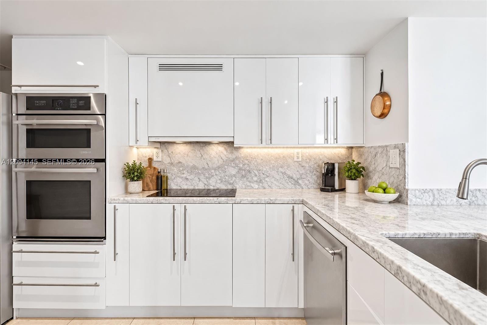 650 West Avenue 2206, Miami Beach, FL 33139 photo 7