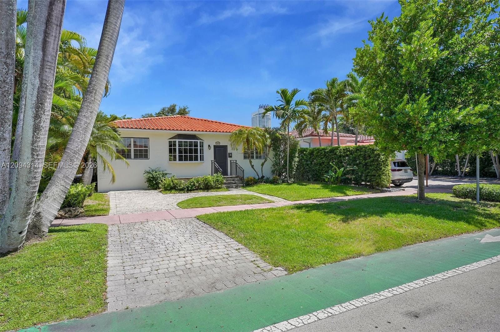 4529 Royal Palm Avenue 4529, Miami Beach, FL 33140 photo 2