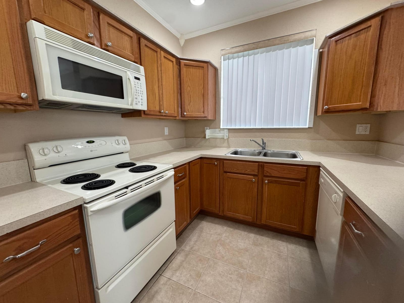 3069 LAUREL RIDGE Circle — photo 5