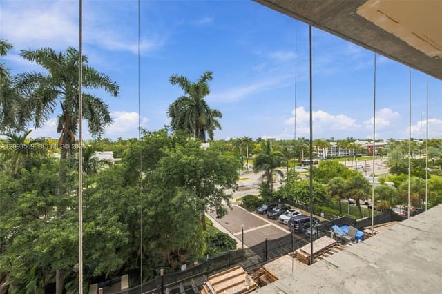 10185 Collins Avenue 506, Bal Harbour, FL 33154