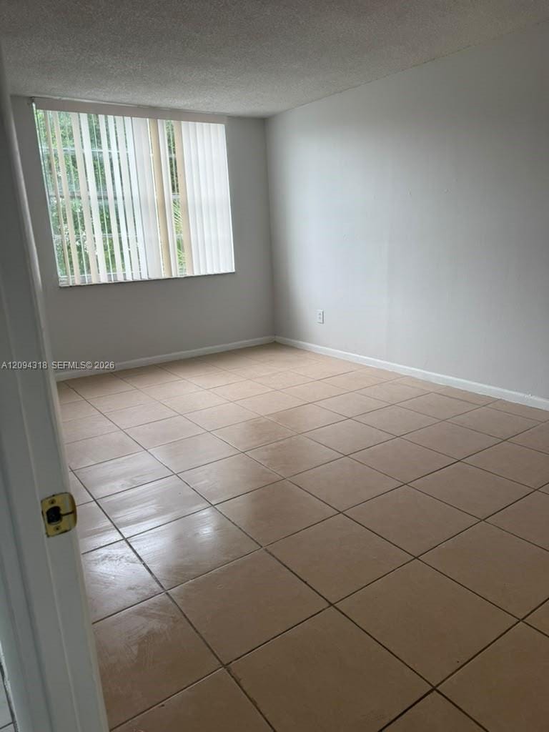 484 NW 165th St Road A-311 — photo 6
