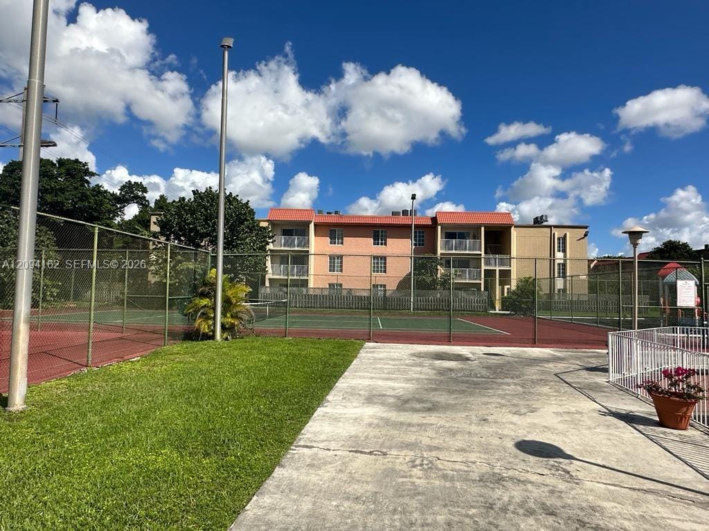 5102 NW 79th Avenue 306, Doral, FL 33166 photo 11