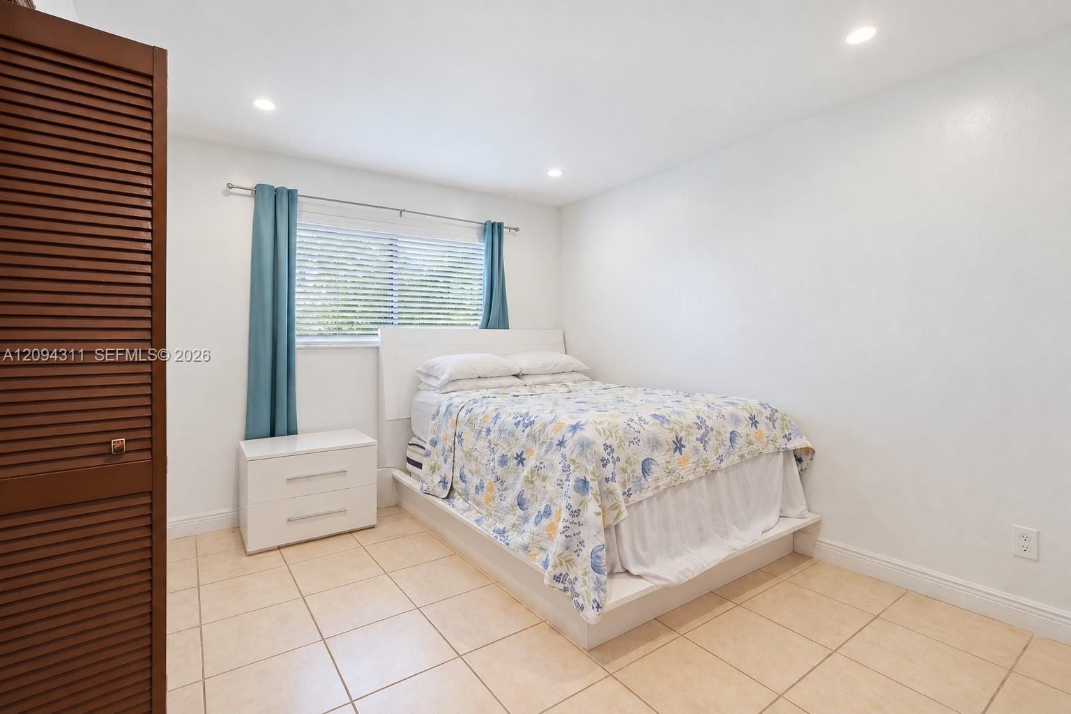 19901 Highland Lakes Boulevard, Miami, FL 33179 photo 15