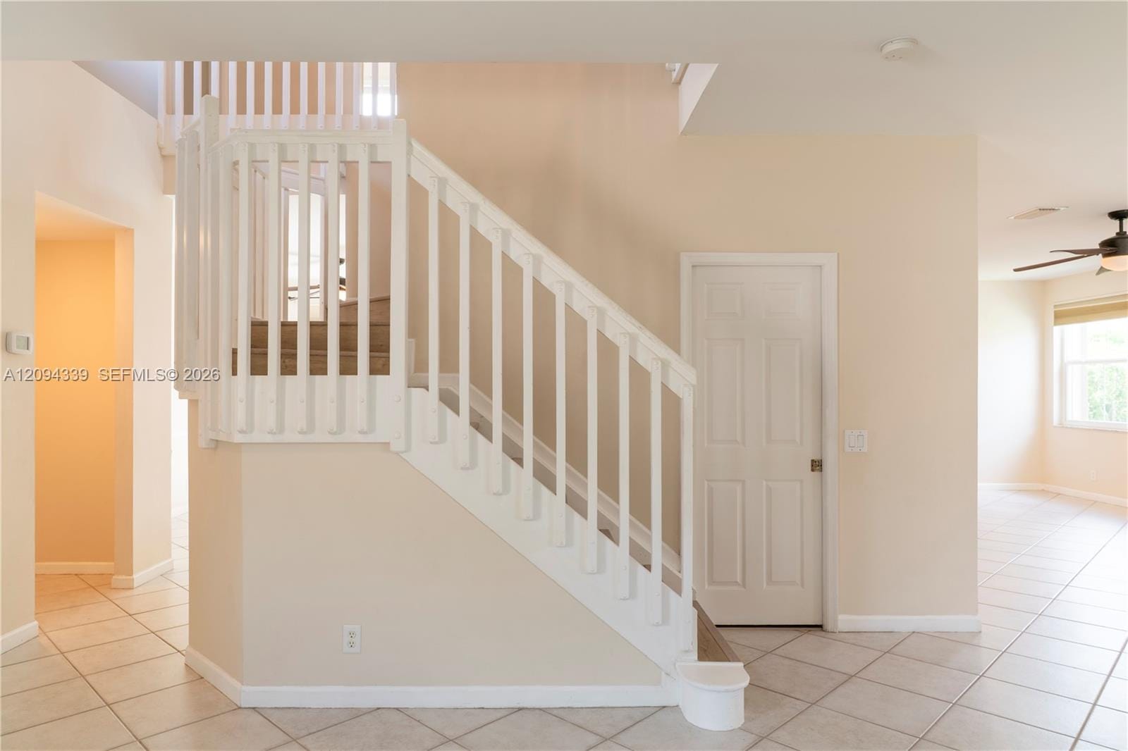 1306 Banyan Way 1306 — photo 7