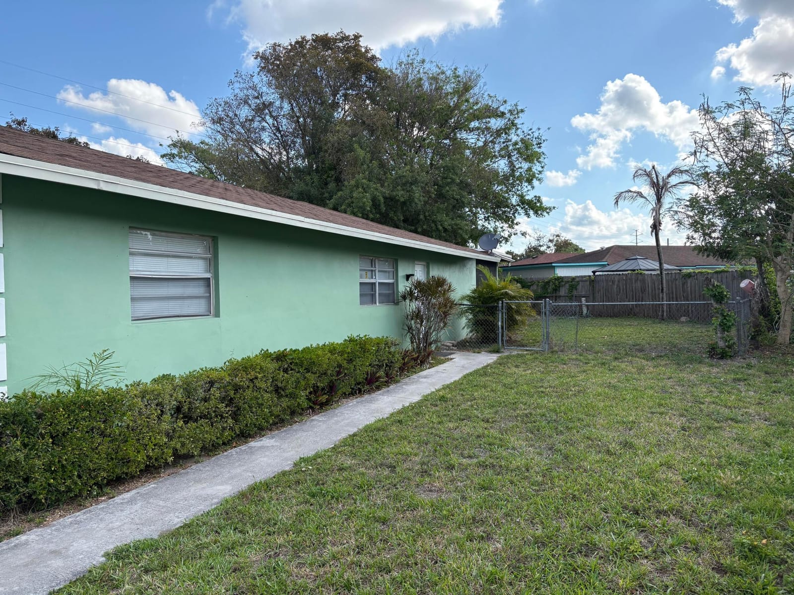 5954 BAHAMA Court — photo 2