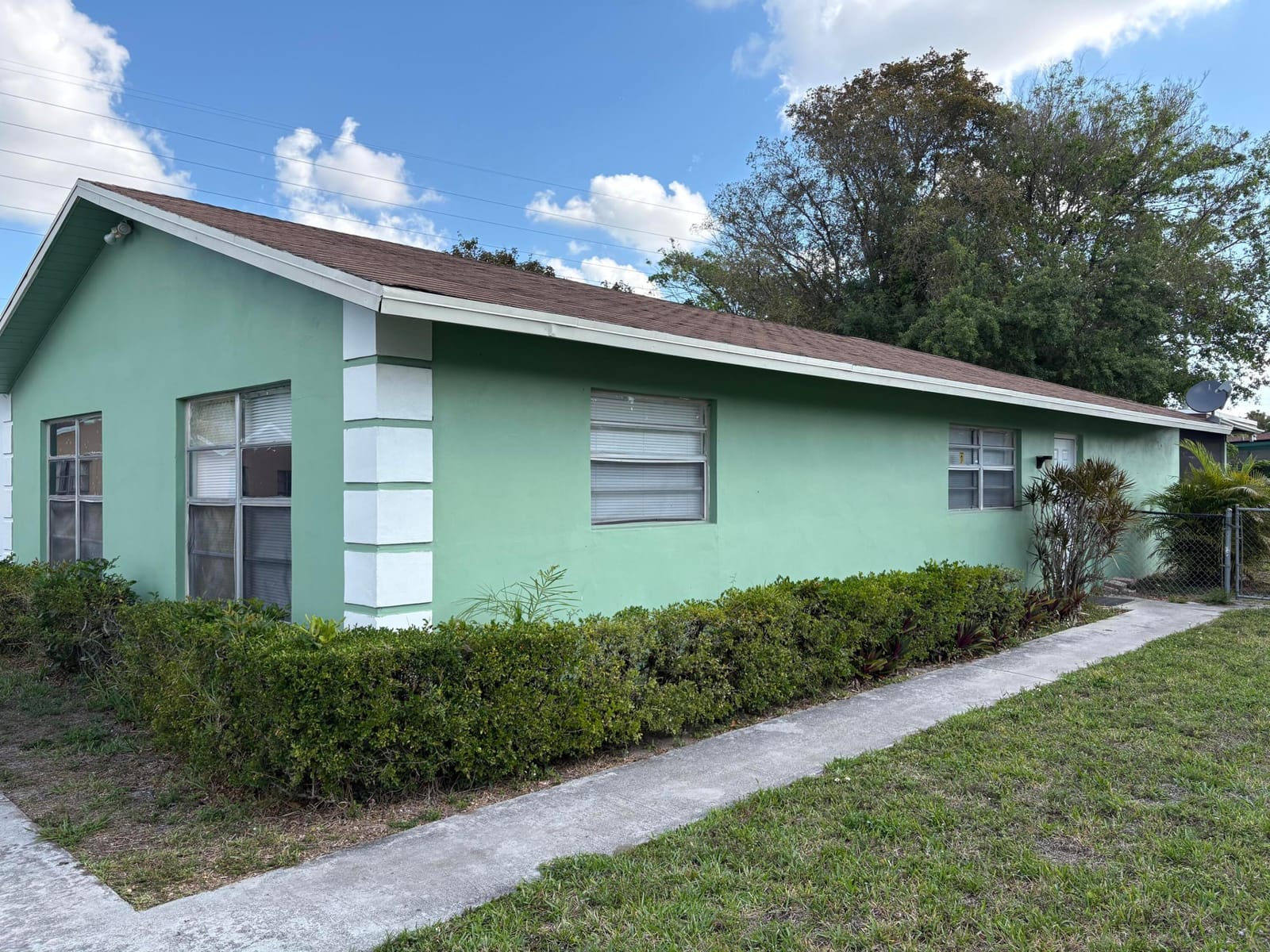 5954 BAHAMA Court — photo 3