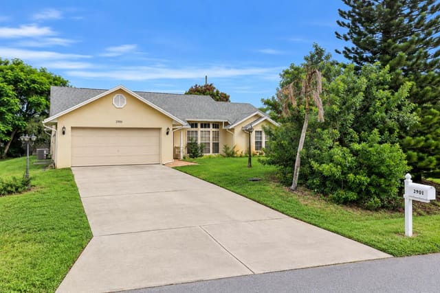 2901 SW BRIGHT Street, Port St. Lucie, FL 34953