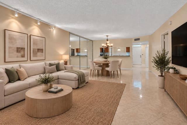 16769 OAK HILL Trail 713, Delray Beach, FL 33484