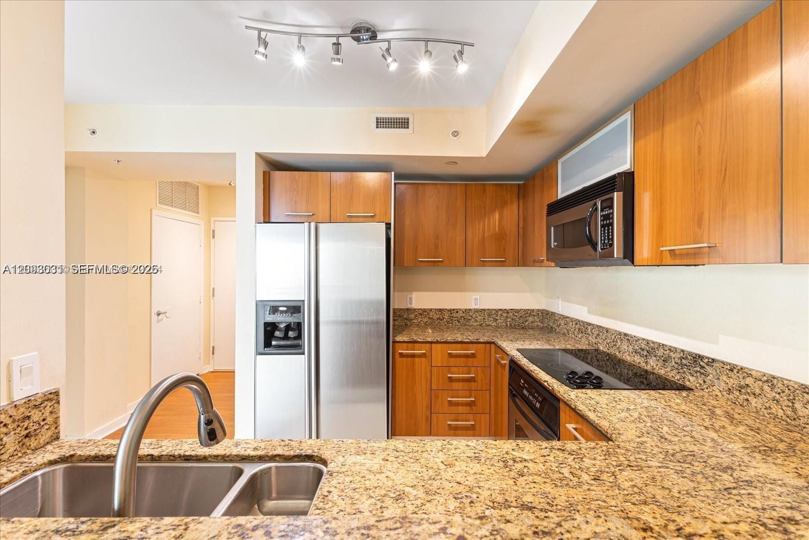 9055 SW 73rd Court 2108, Miami, FL 33156 photo 2