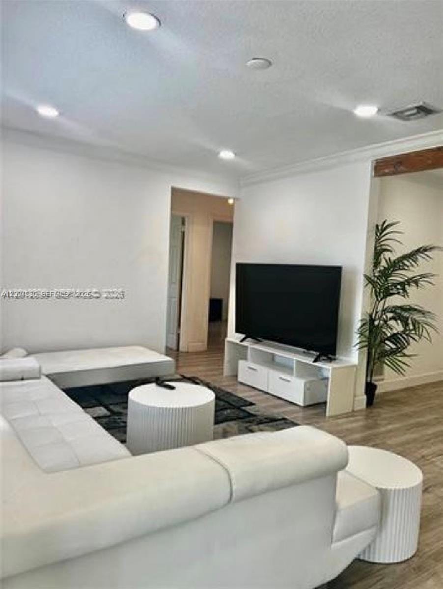 12040 N Miami Avenue — photo 2