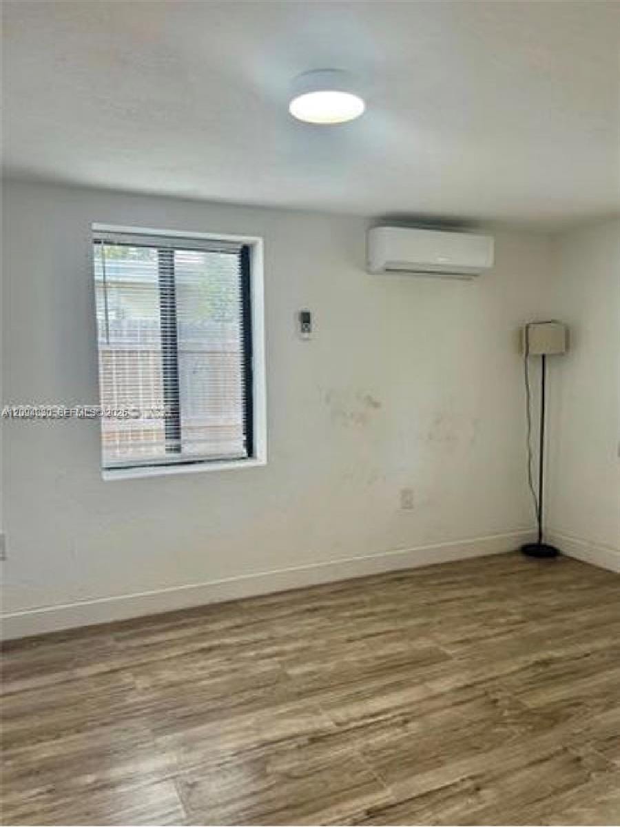12040 N Miami Avenue — photo 9