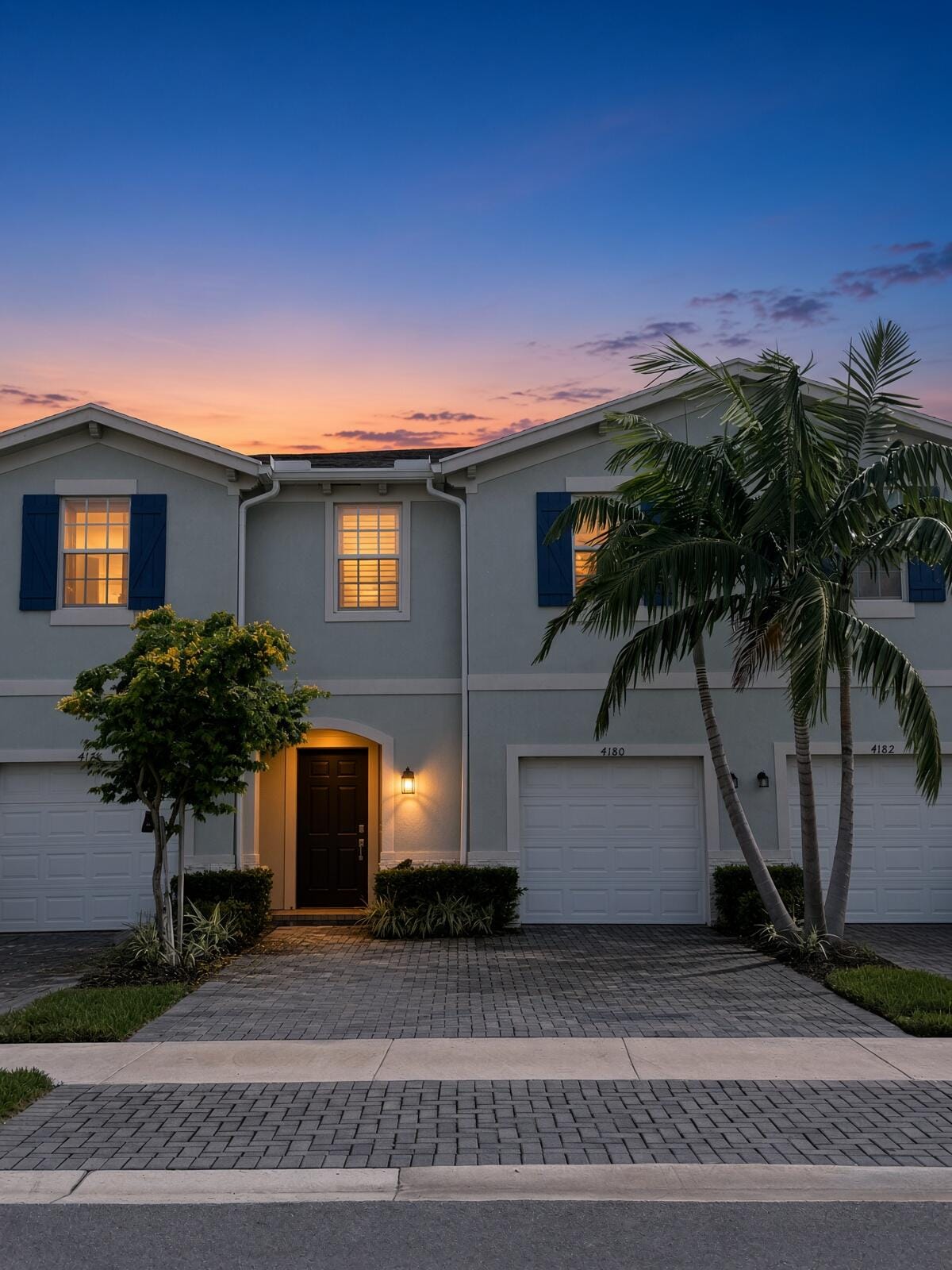 4180 Lagoon Shore Drive — photo 3