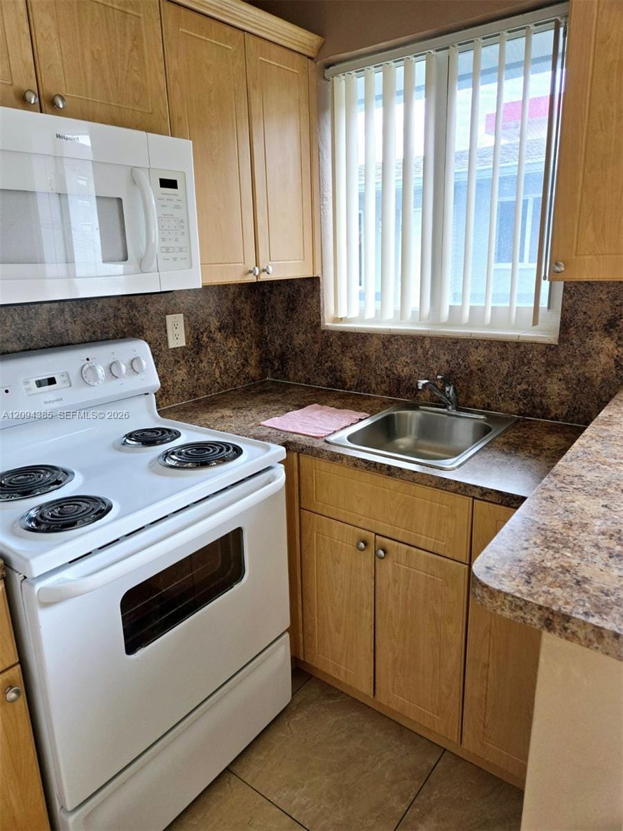 354 W 19th Street — photo 3
