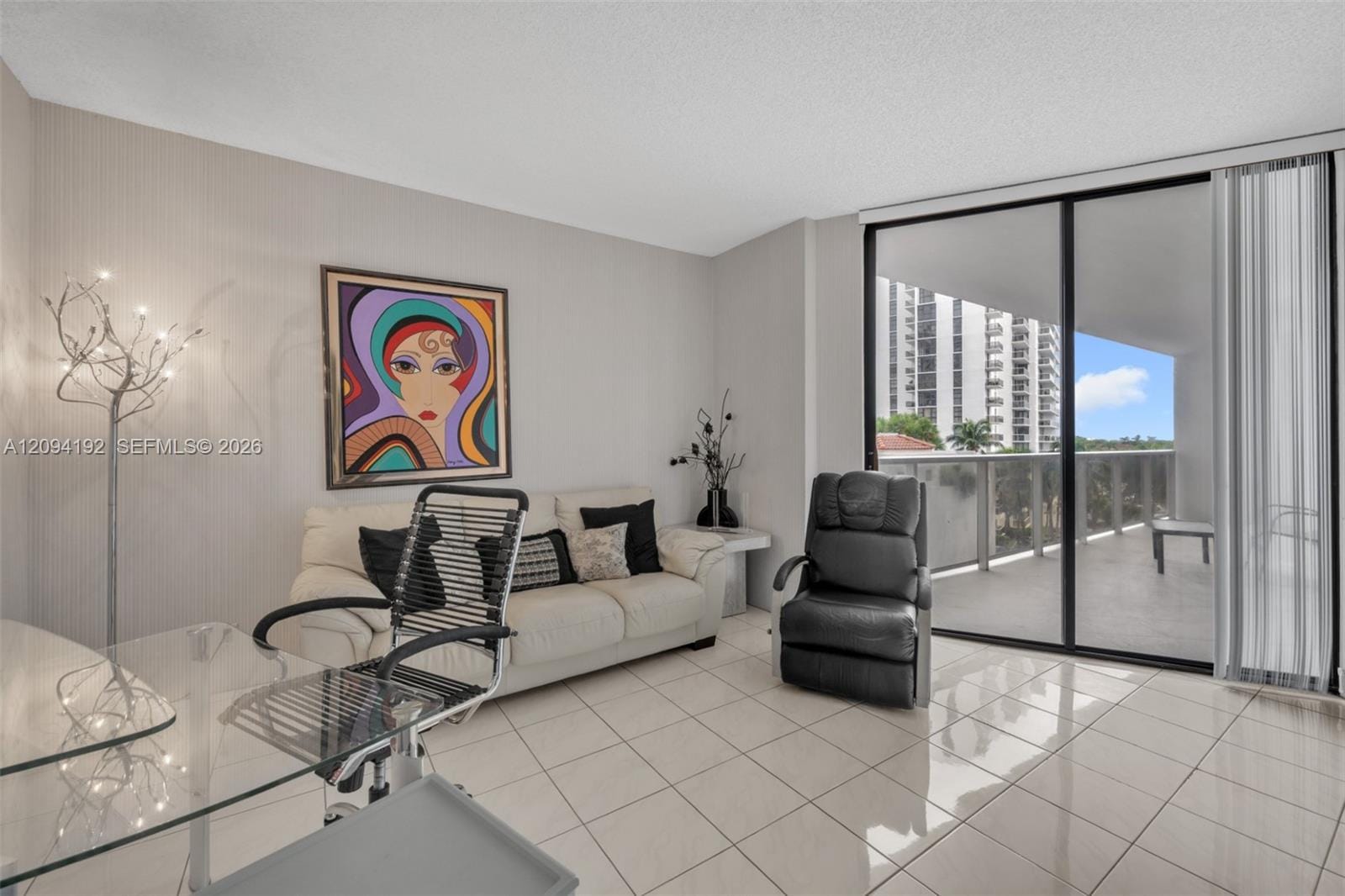 20281 E Country Club Drive 305, Aventura, FL 33180 photo 18