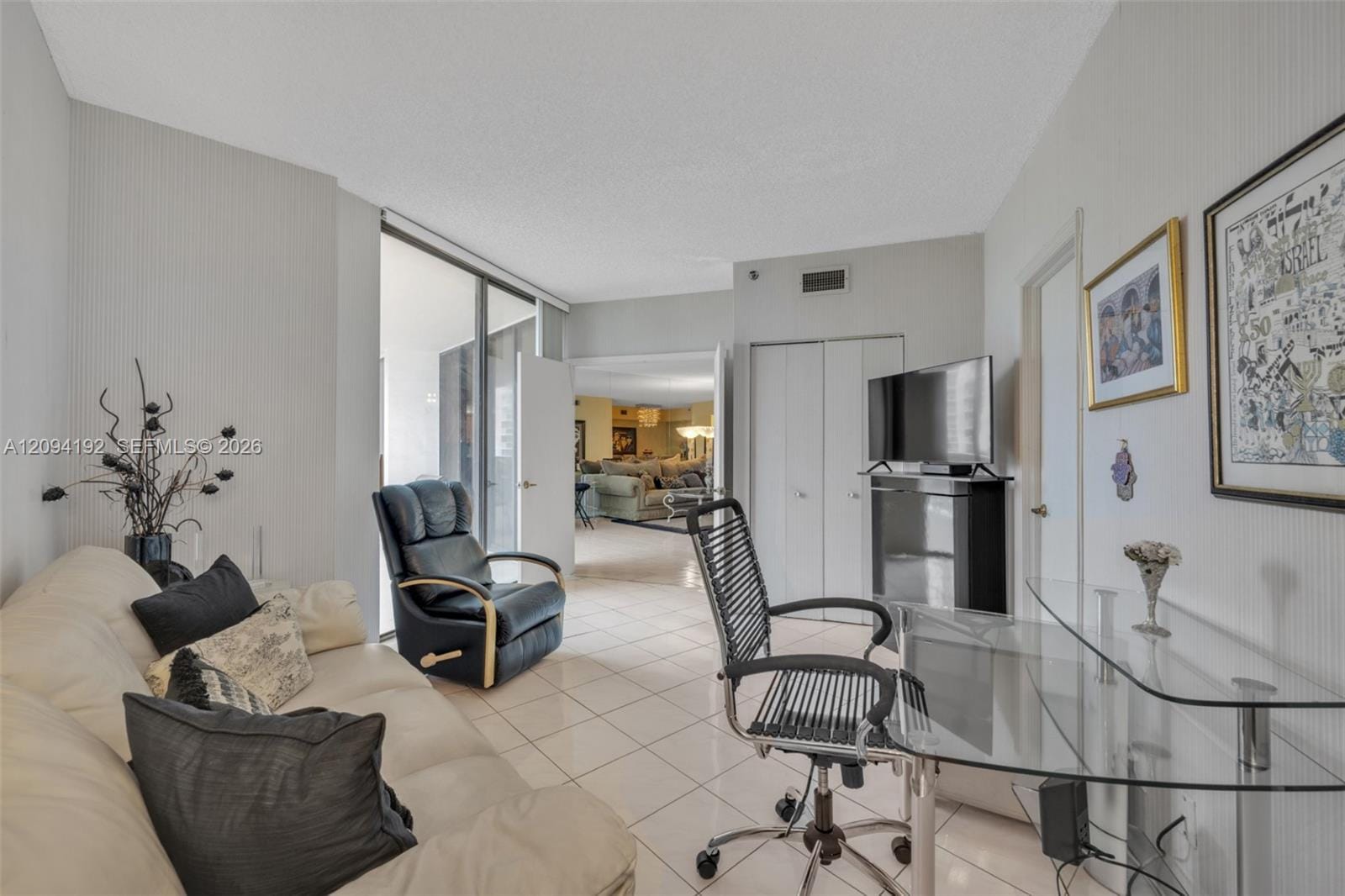 20281 E Country Club Drive 305, Aventura, FL 33180 photo 19