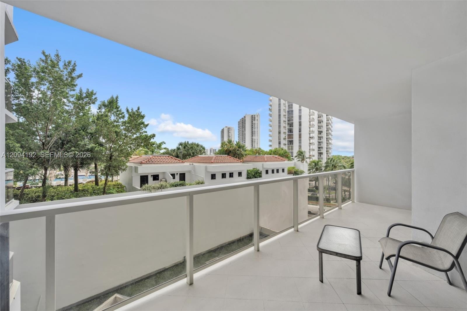 20281 E Country Club Drive 305, Aventura, FL 33180 photo 23