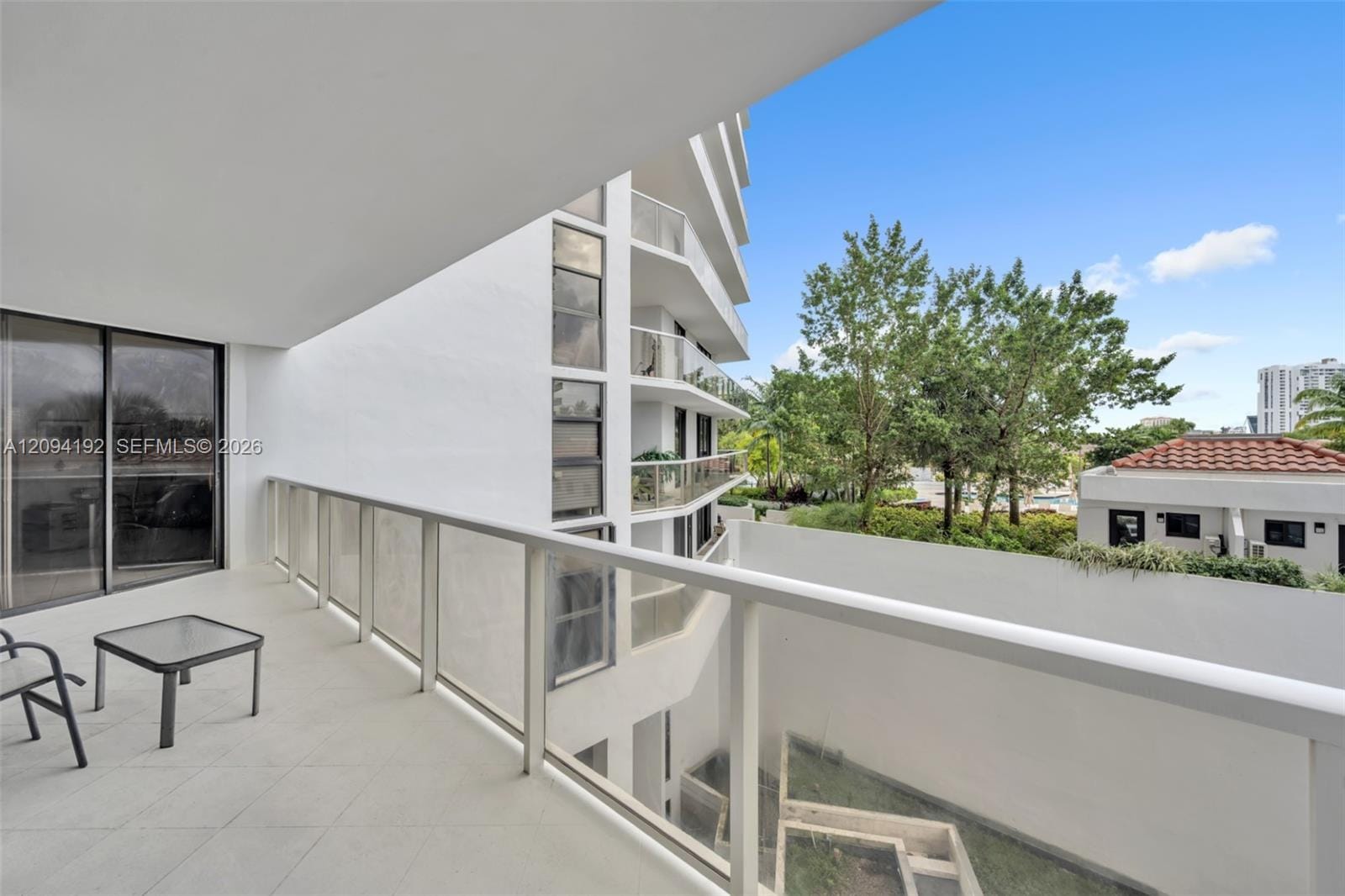 20281 E Country Club Drive 305, Aventura, FL 33180 photo 24