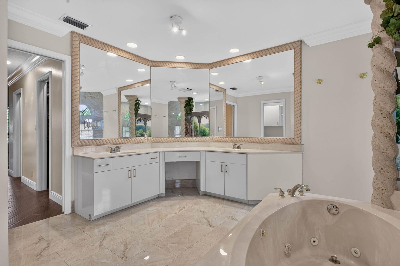 10002 NW 58th Court NW, Parkland, FL 33076 photo 18