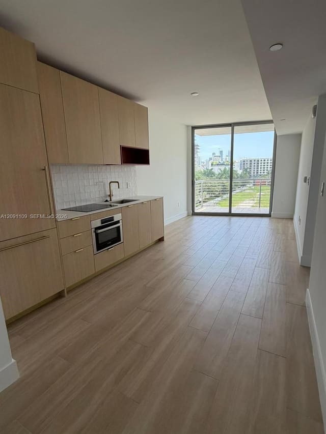 90 NE 32nd Street 427, Miami, FL 33127