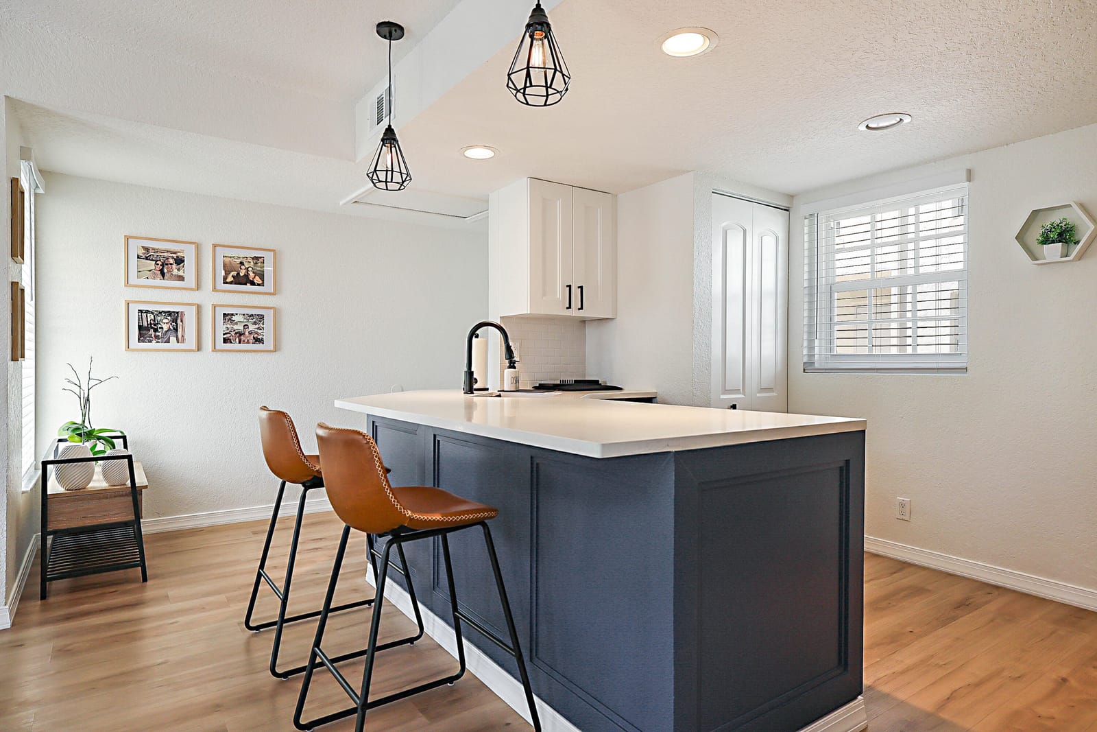1105 Lake Shore Drive 205 — photo 12