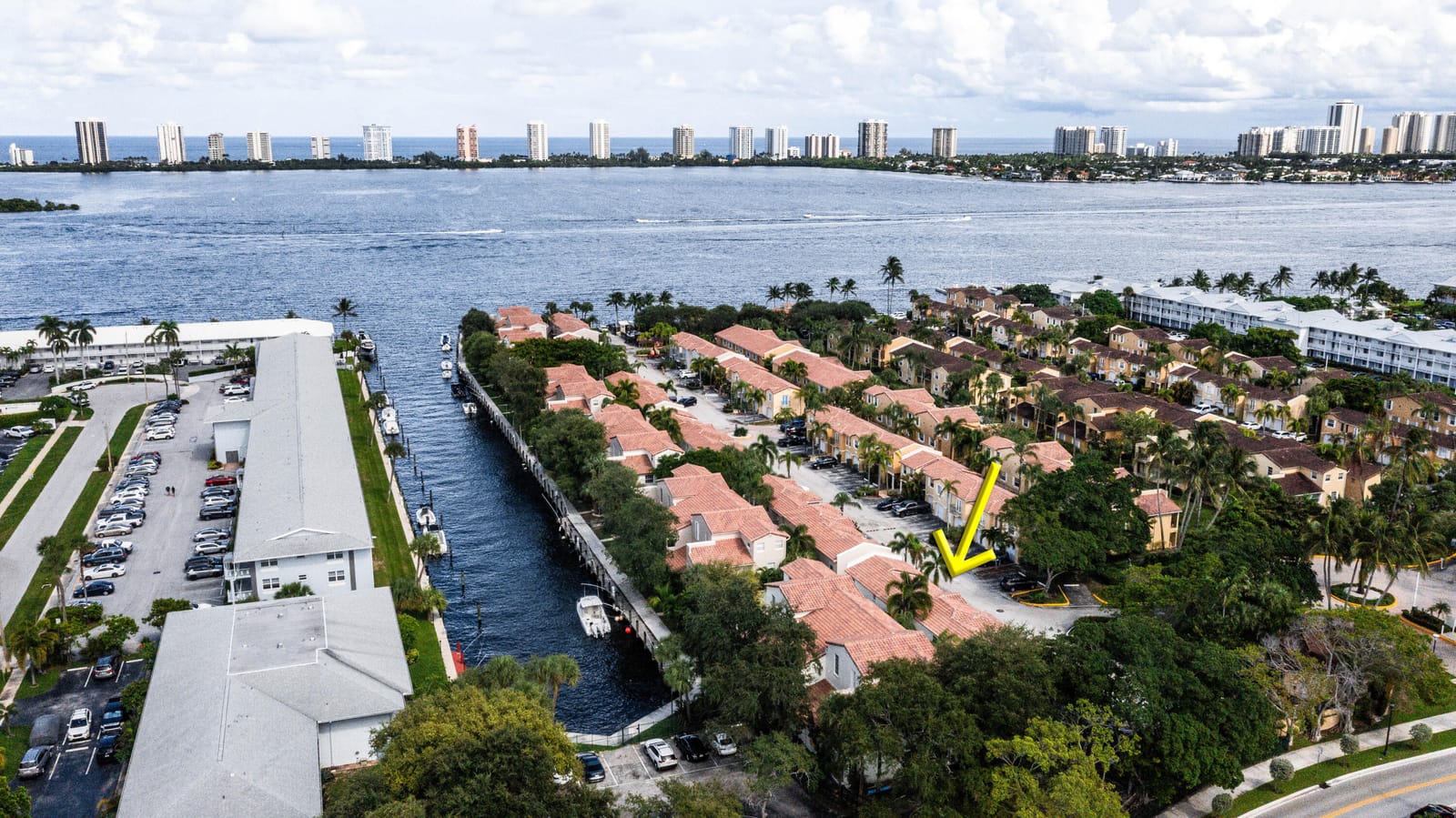 1105 Lake Shore Drive 205, Lake Park, FL 33403 photo 27