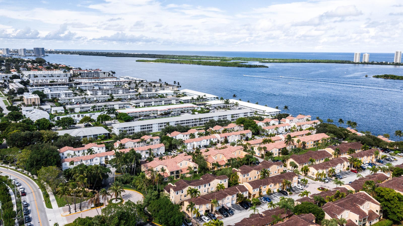 1105 Lake Shore Drive 205, Lake Park, FL 33403 photo 30