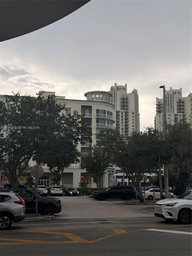 7270 SW 88th Street B502, Miami, FL 33156