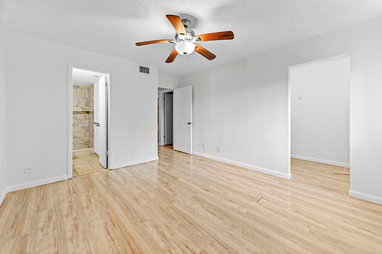 319 Knotty Pine Circle C-1, Greenacres, FL 33463 photo 13