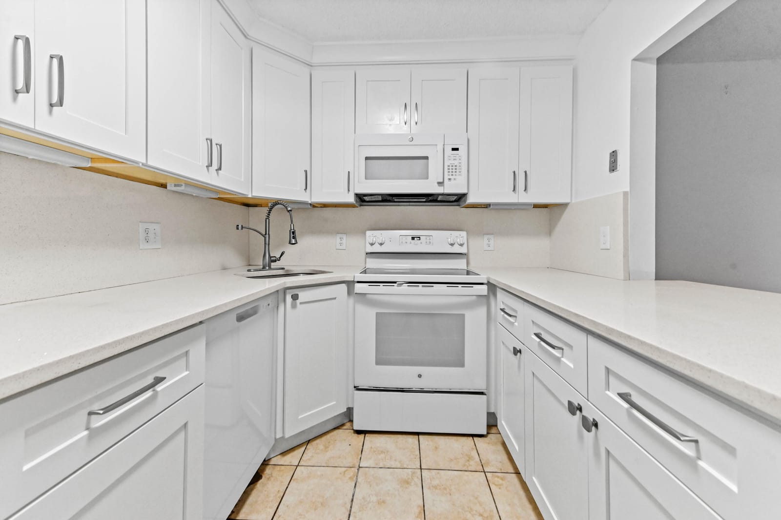 319 Knotty Pine Circle C-1 — photo 9