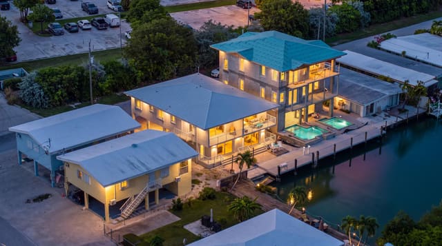 51 Coral Lane, Key Colony Beach, FL 33051