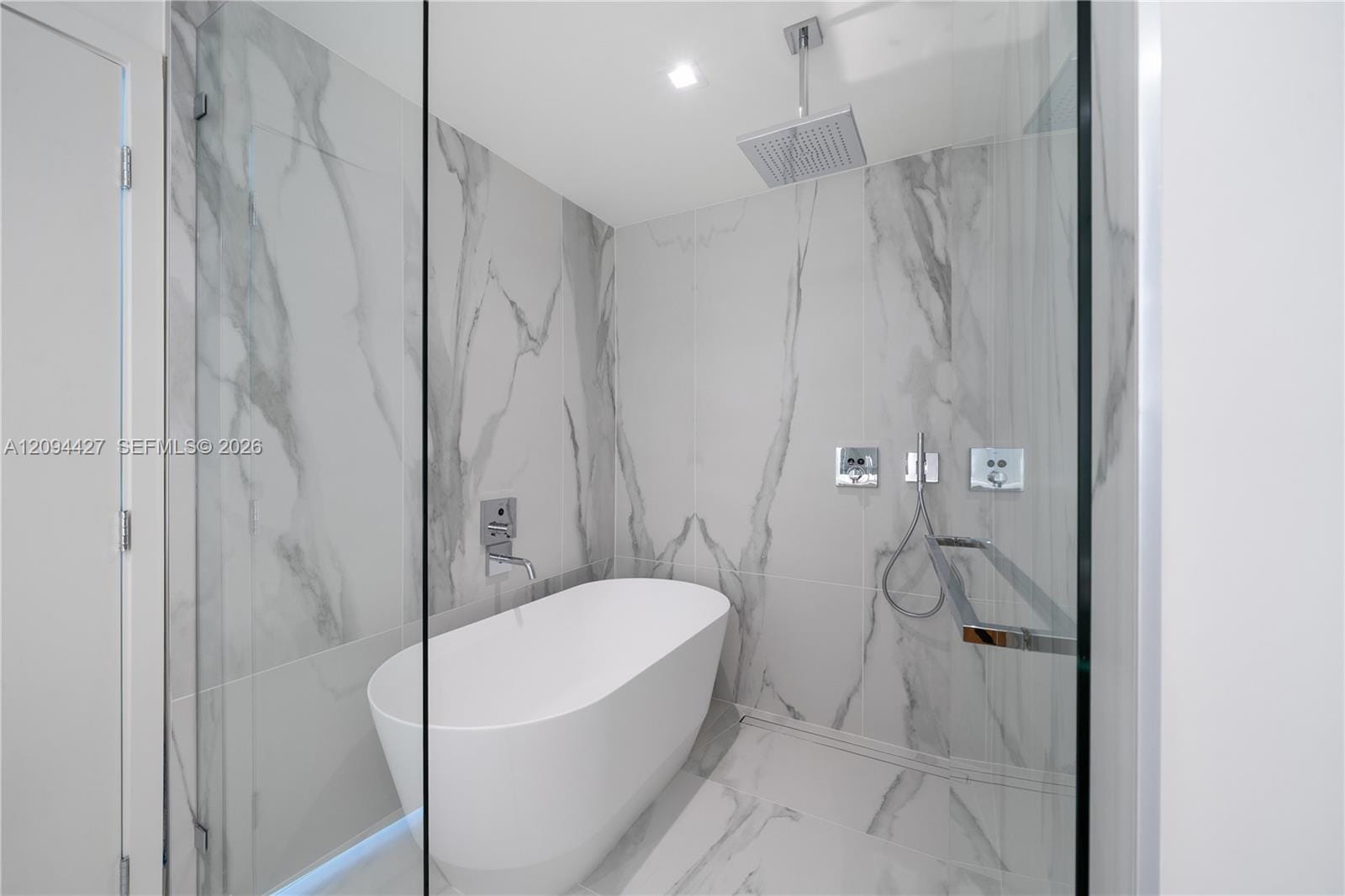 1400 Biscayne Boulevard 2502 — photo 12