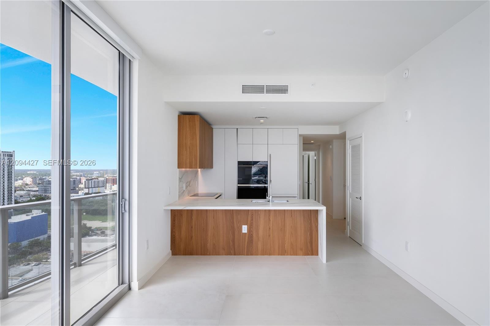 1400 Biscayne Boulevard 2502 — photo 3