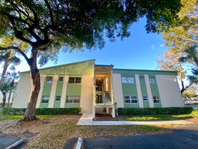 4140 NW 90th Avenue 105, Coral Springs, FL 33065