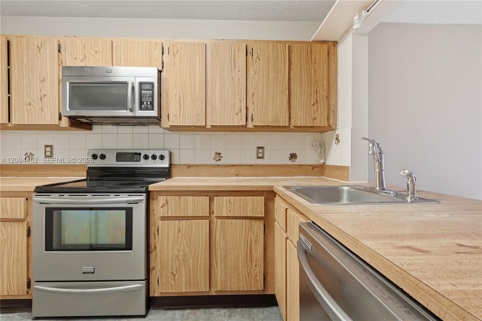 2655 W 67th Place 14-13 — photo 4