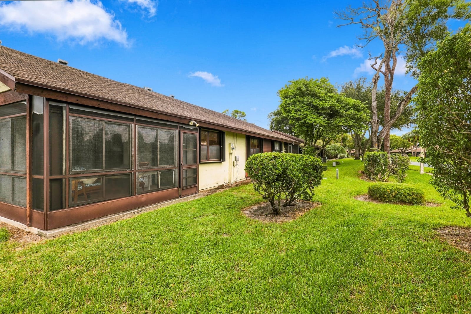 459 KNOLLWOOD Court 459, Royal Palm Beach, FL 33411 photo 17