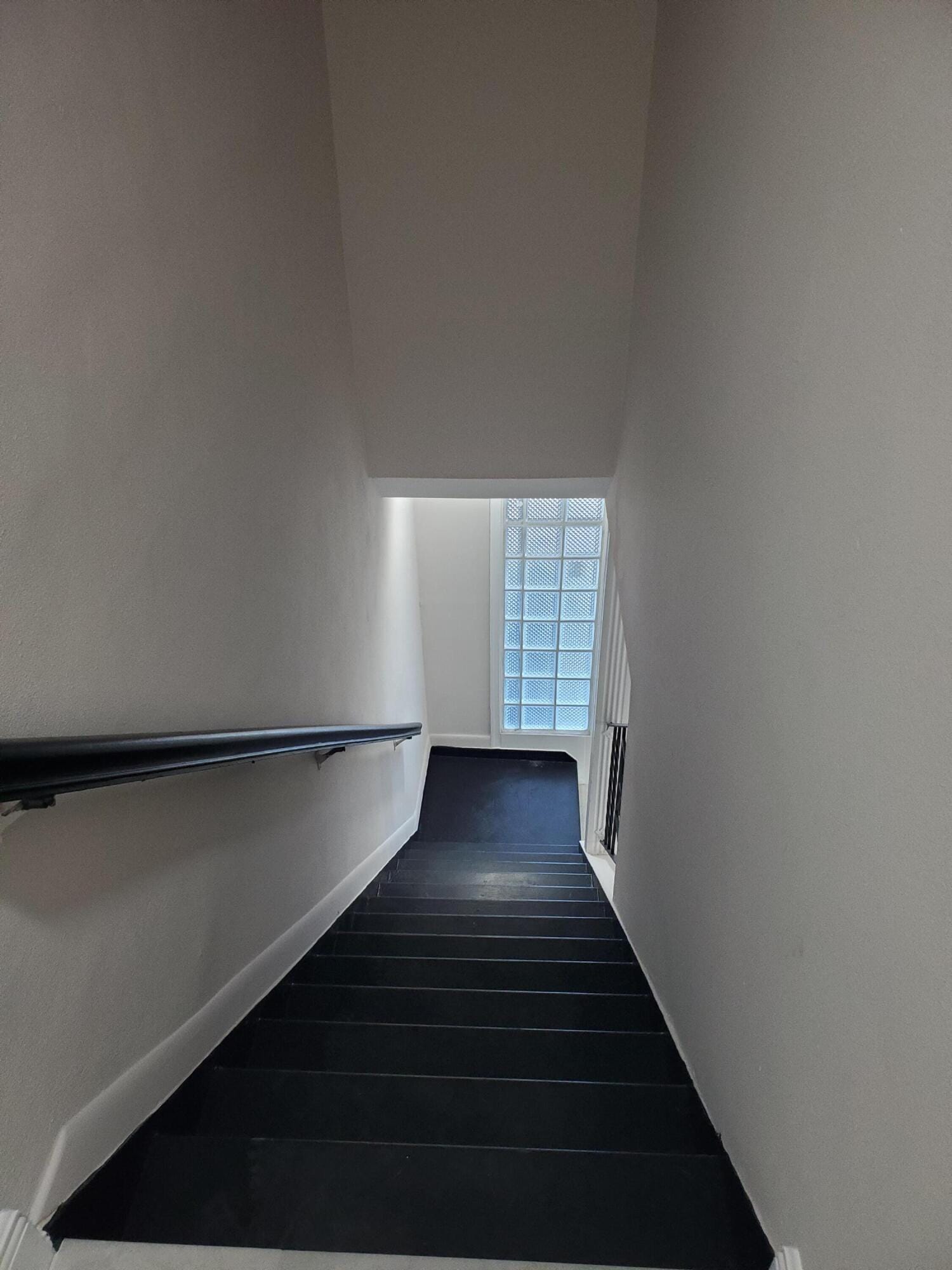 1375 SEAVIEW — photo 4
