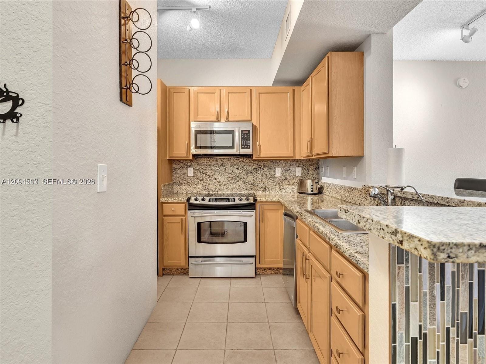 6001 SW 70th Street 313, South Miami, FL 33143 photo 3