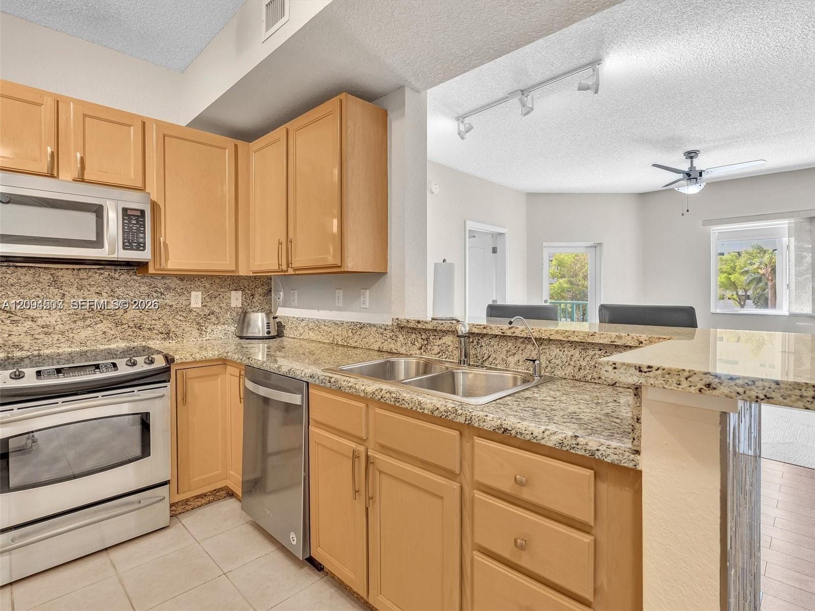 6001 SW 70th Street 313, South Miami, FL 33143 photo 4