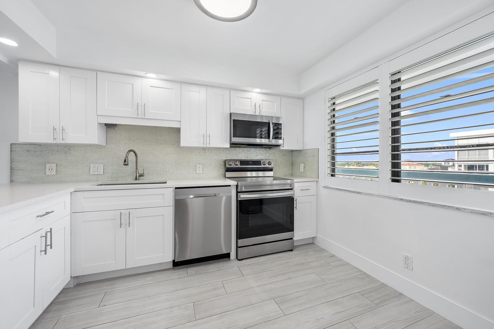 900 OCEAN Drive 706, Juno Beach, FL 33408 photo 8