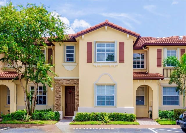 3370 NE 13th Cir Drive 106-20, Homestead, FL 33033