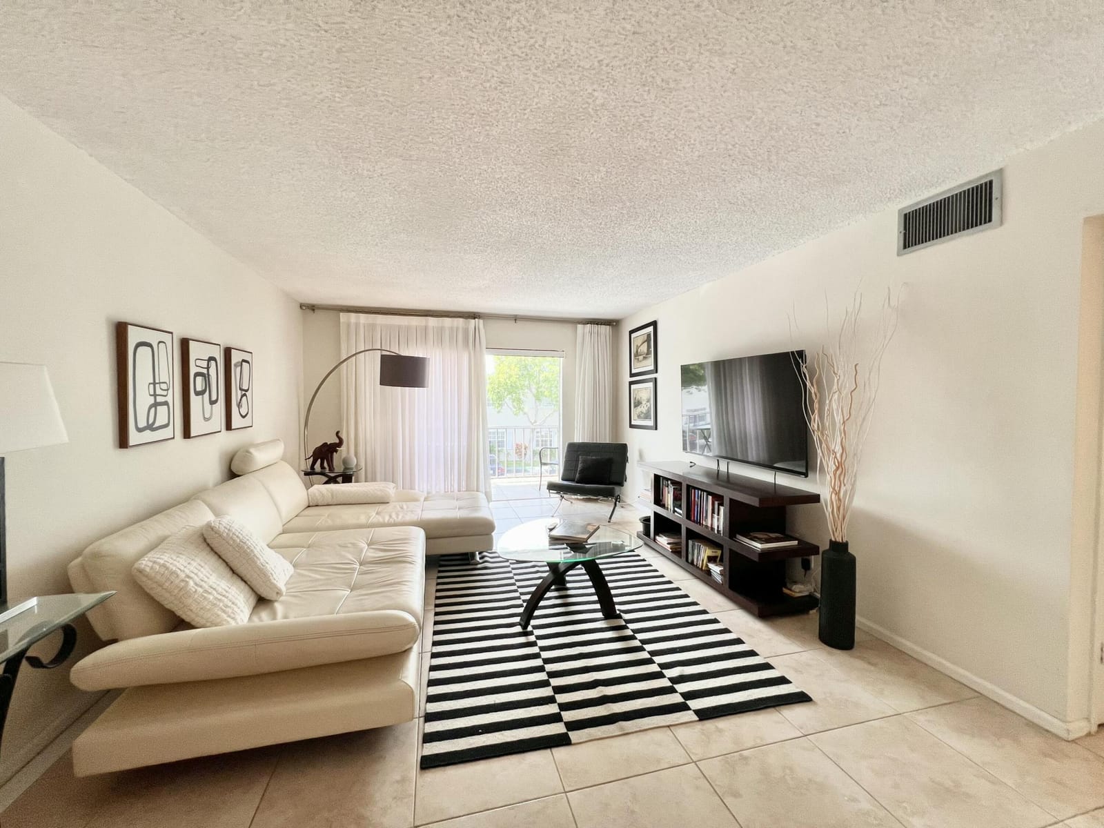 6421 BAY CLUB Drive 3 — photo 9