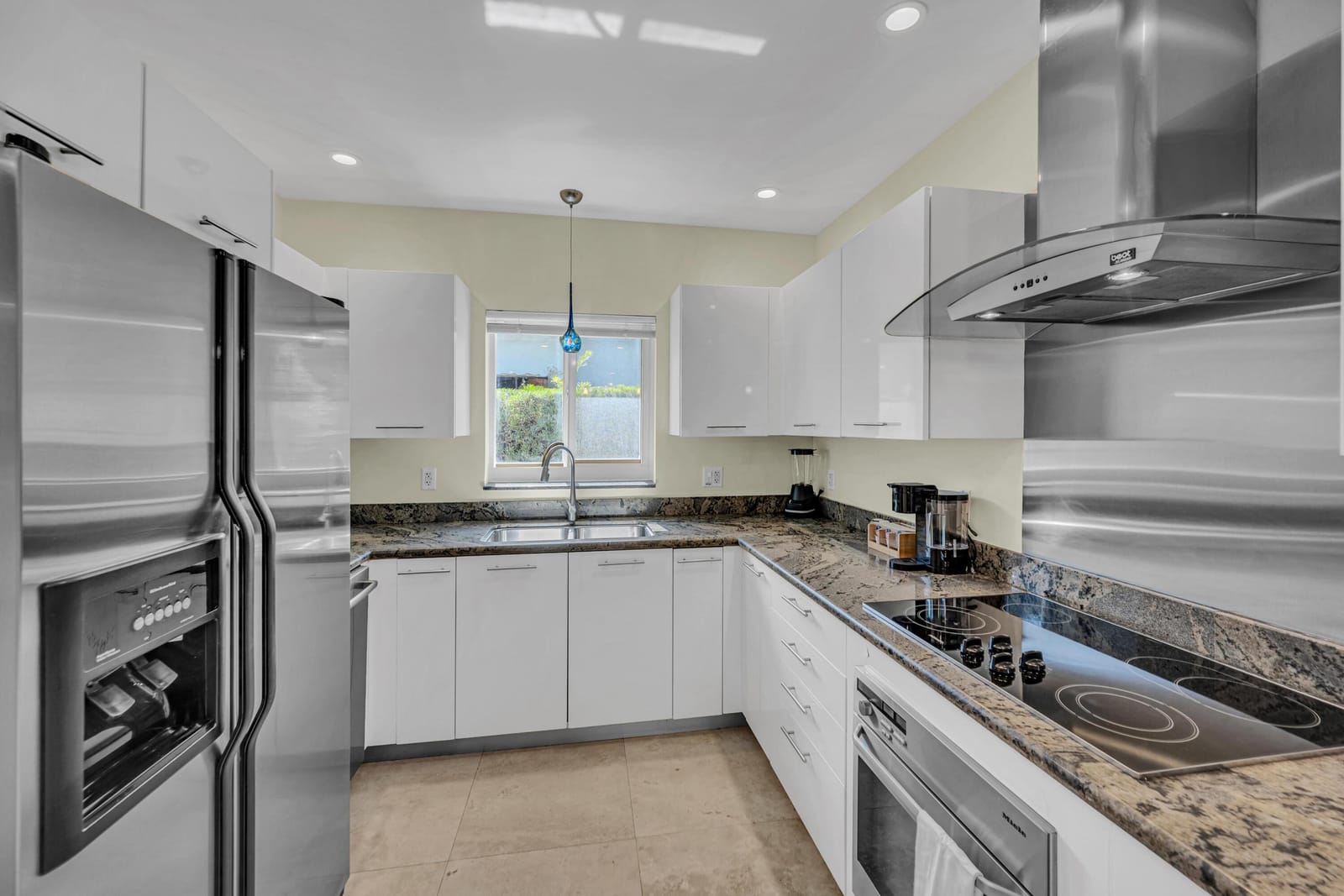 1995 Ixora Road, North Miami, FL 33181 photo 13