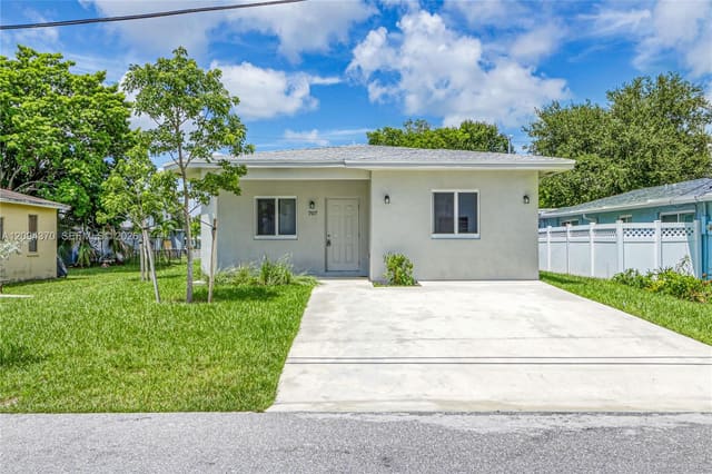707 NW 2nd Terrace -, Pompano Beach, FL 33060