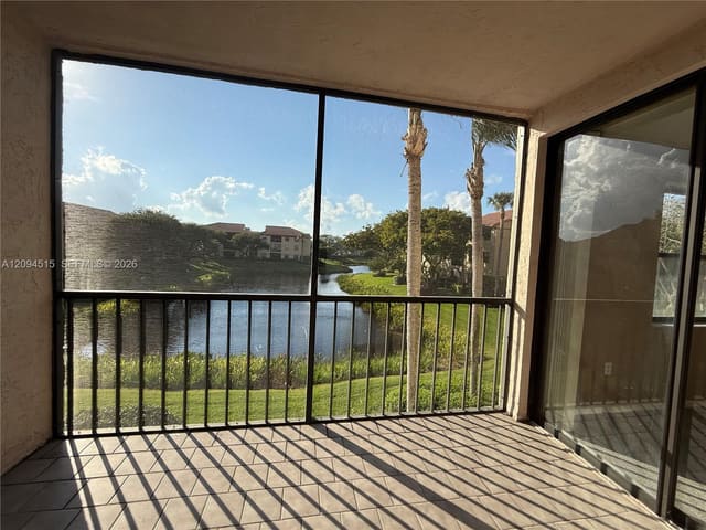 5147 Europa Drive N, Boynton Beach, FL 33437