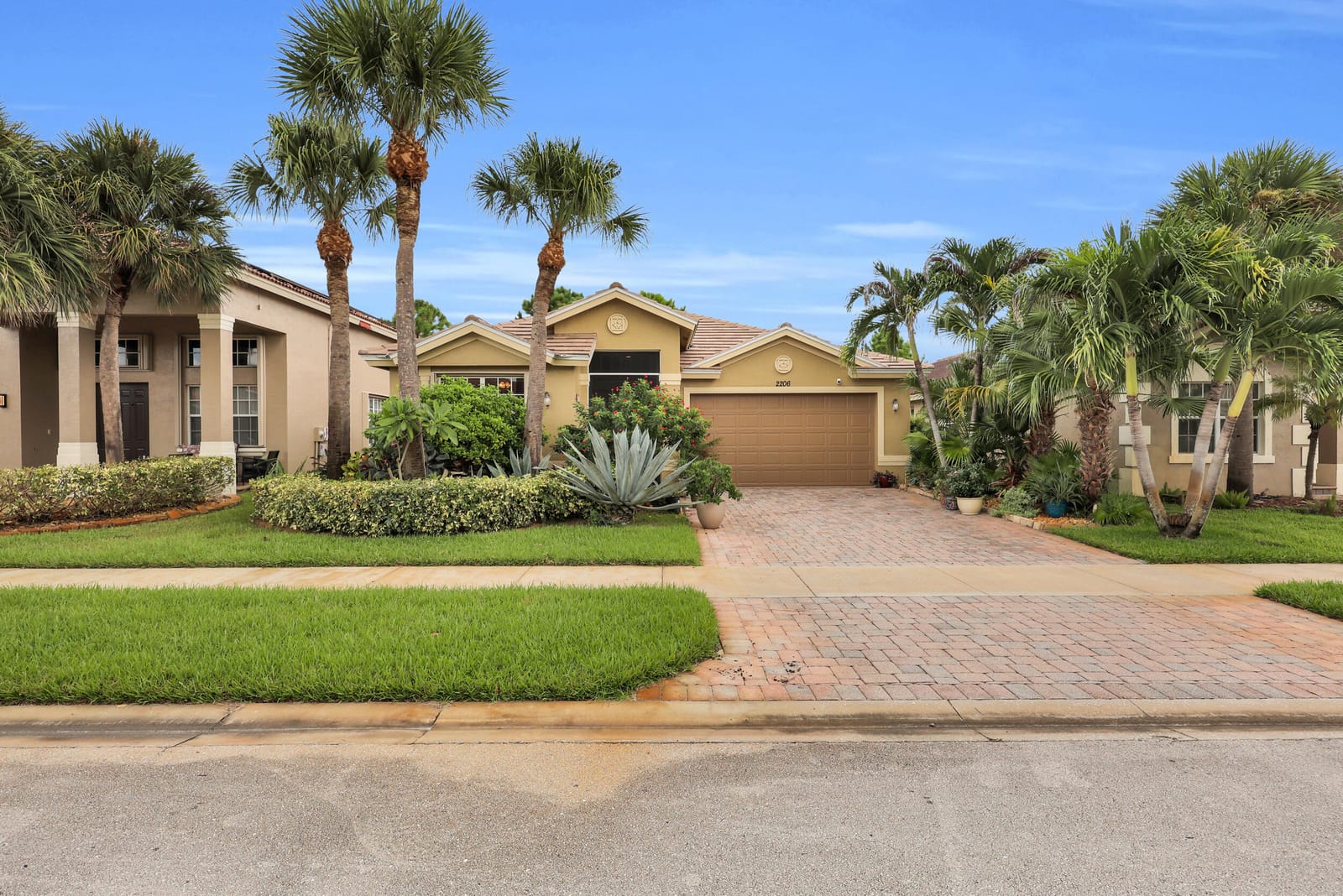 2206 Newport Isles Boulevard, Port St. Lucie, FL 34953 photo 1