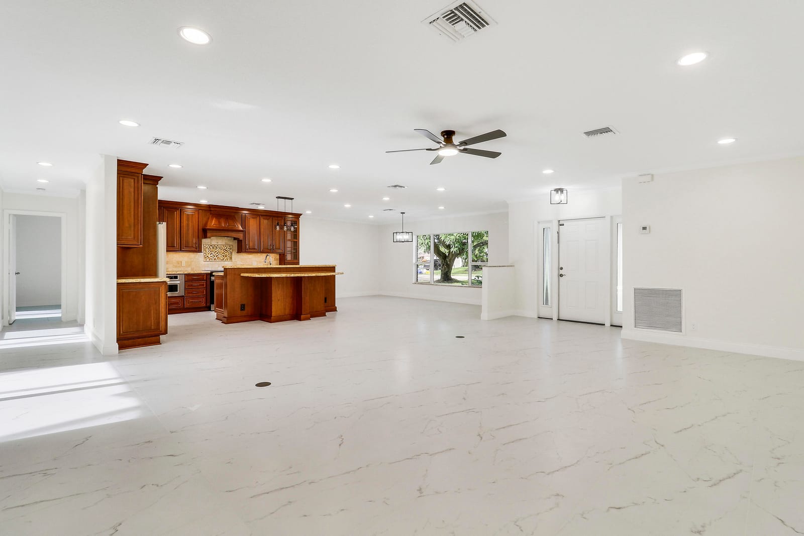 100 SW 15th Court, Boca Raton, FL 33486 photo 3
