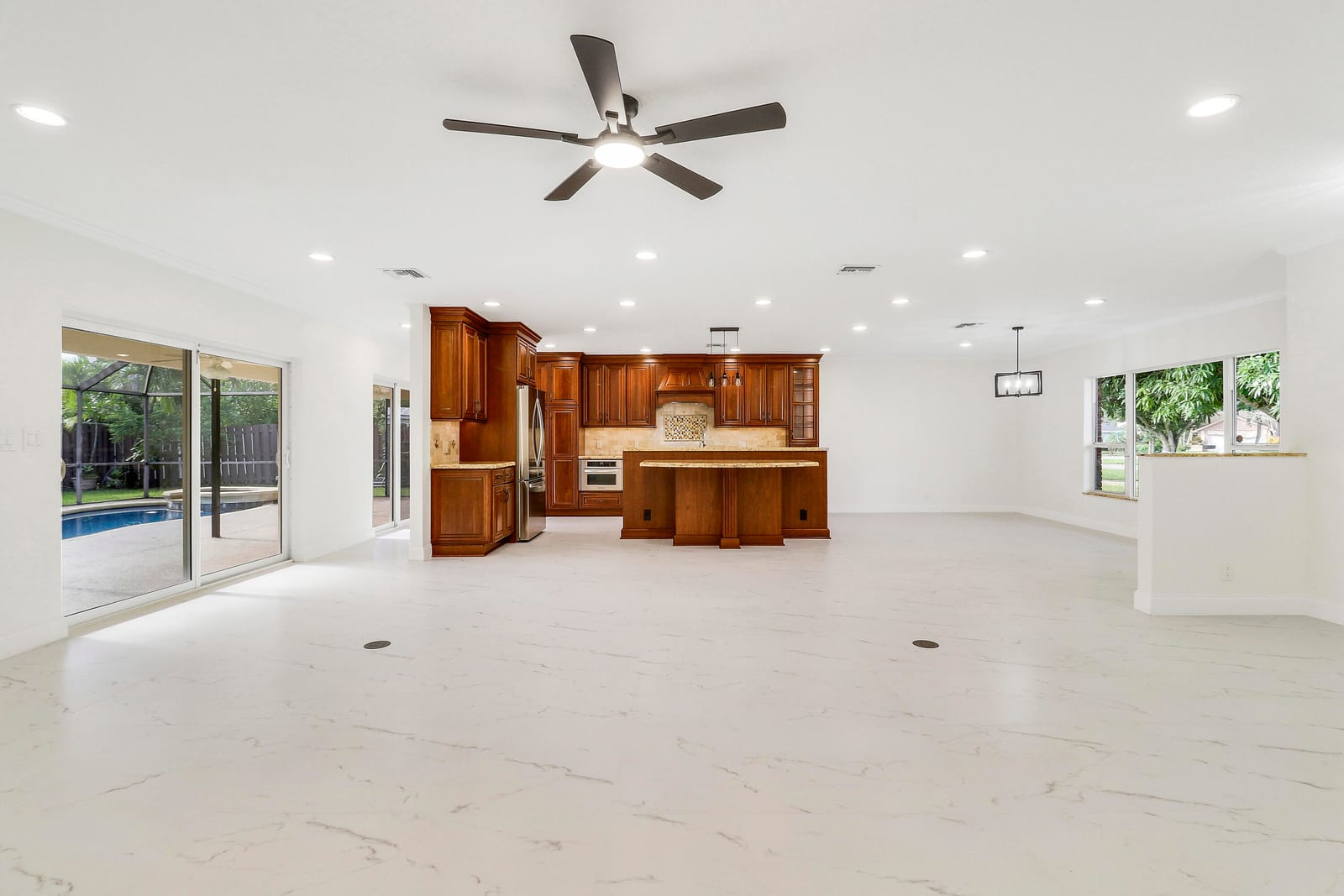 100 SW 15th Court, Boca Raton, FL 33486 photo 4