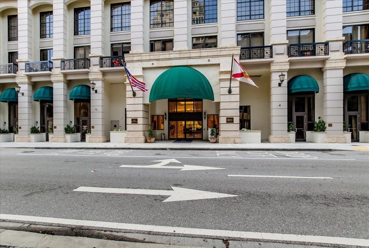 801 S Olive Avenue 118, West Palm Beach, FL 33401 photo 12