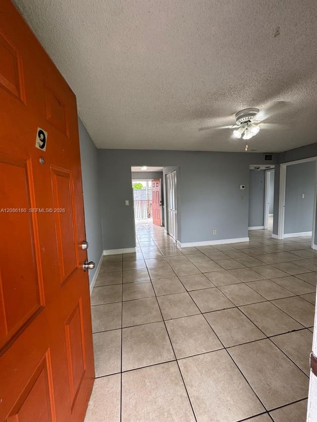 2920 Pierce Street 9, Hollywood, FL 33020
